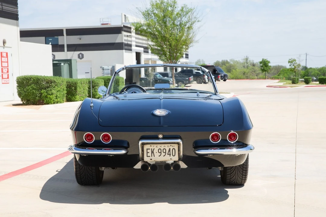 1961 Chevrolet Corvette C1 - Image 8 of 21