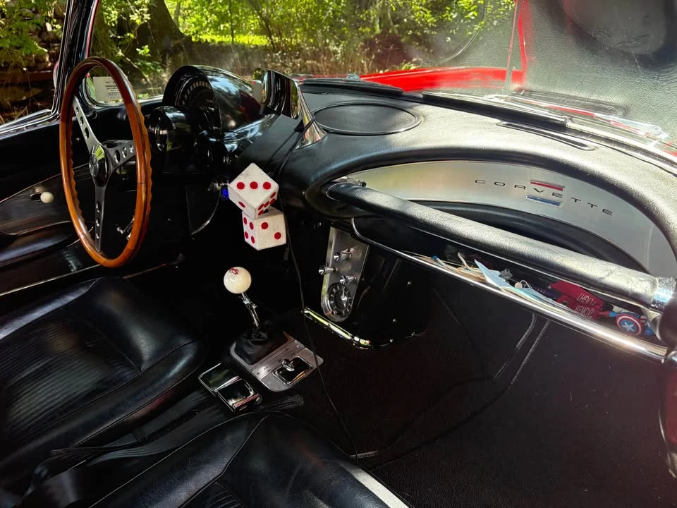 1961 Chevrolet Corvette C1 - Image 4 of 12