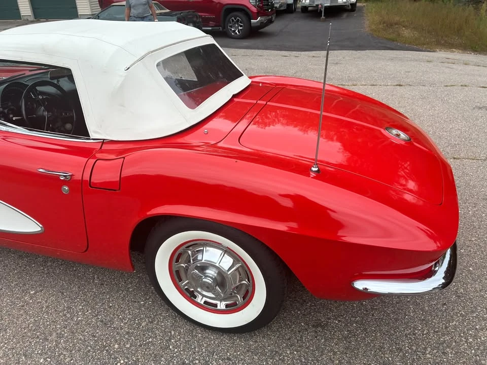 1961 Chevrolet Corvette C1 - Image 8 of 20