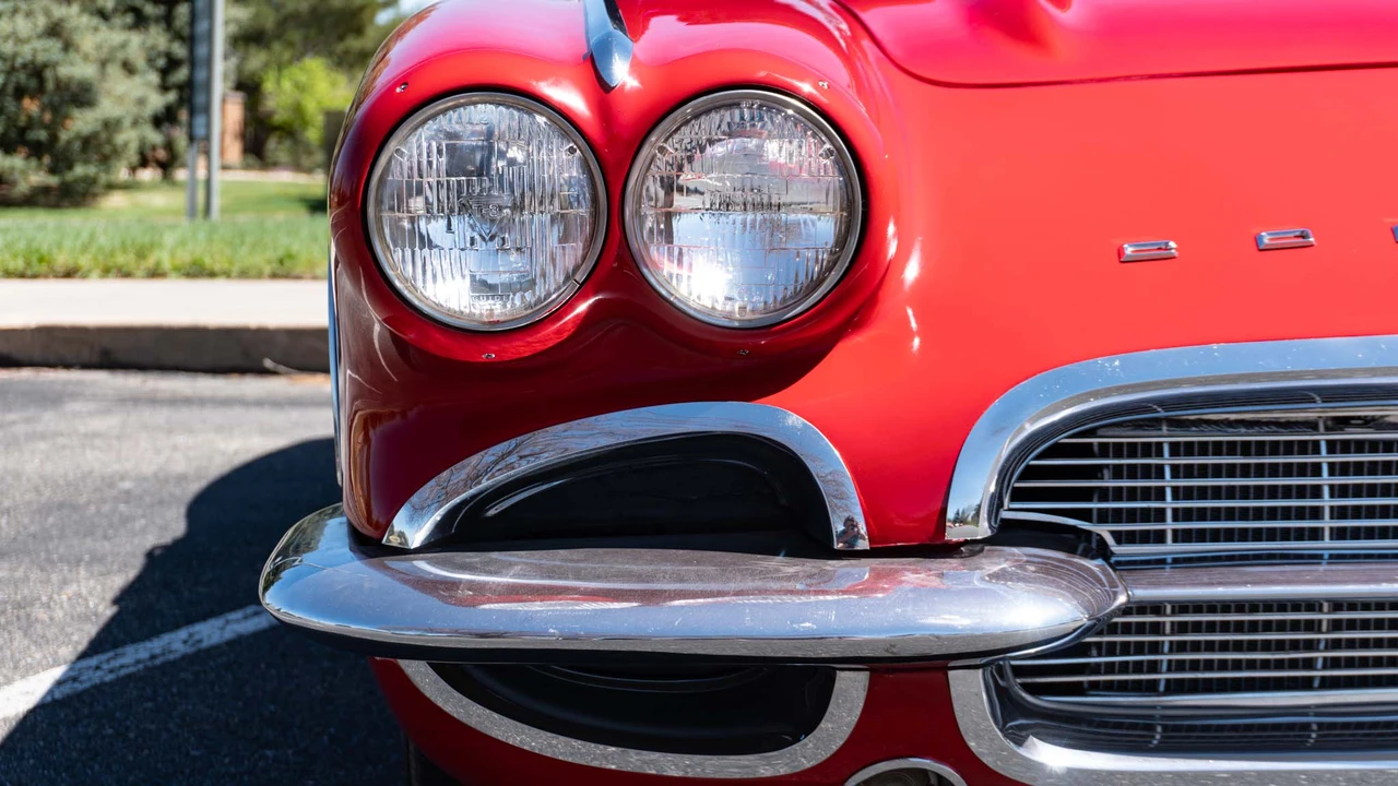 1961 Chevrolet Corvette C1 - Image 16 of 31