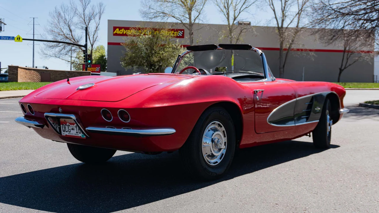 1961 Chevrolet Corvette C1 - Image 6 of 31