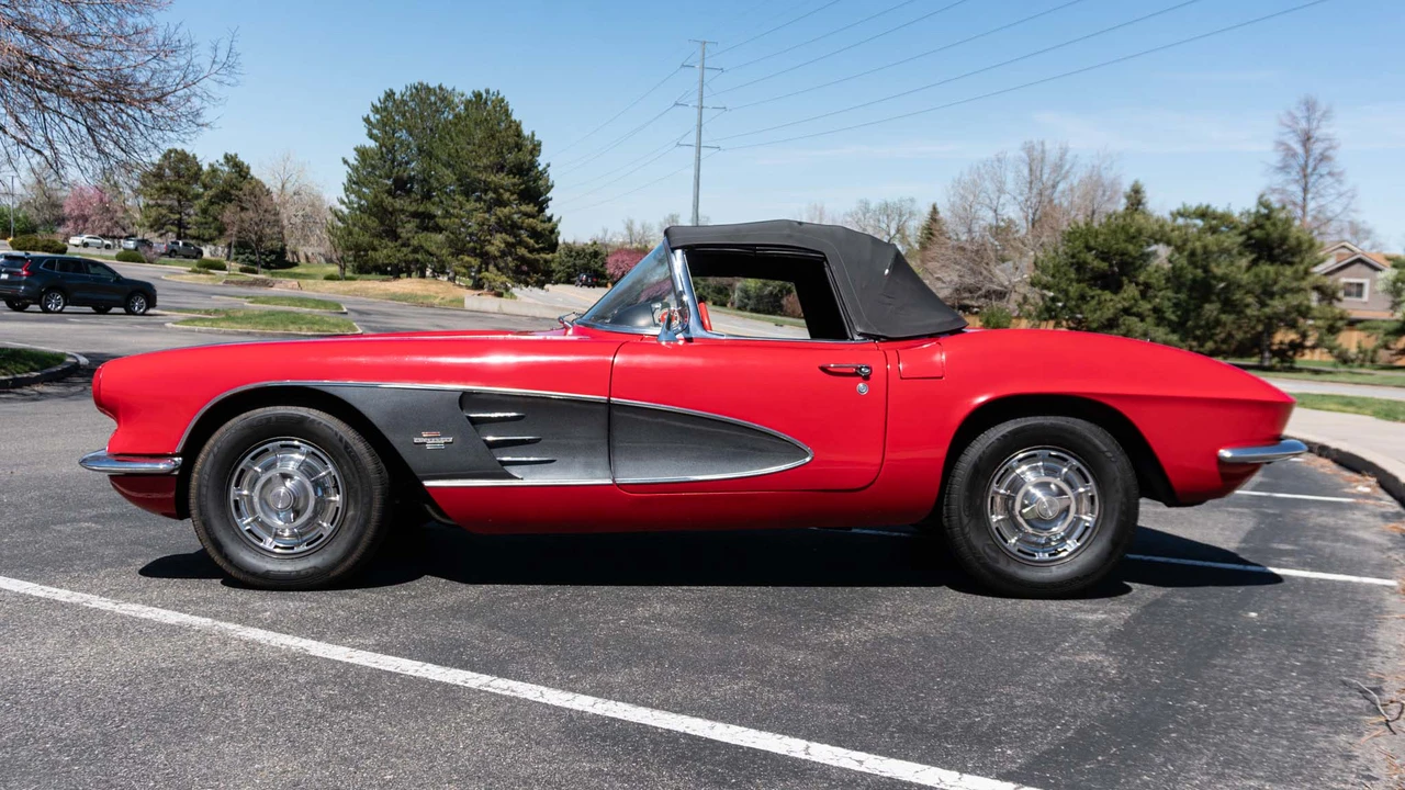 1961 Chevrolet Corvette C1 - Image 9 of 31