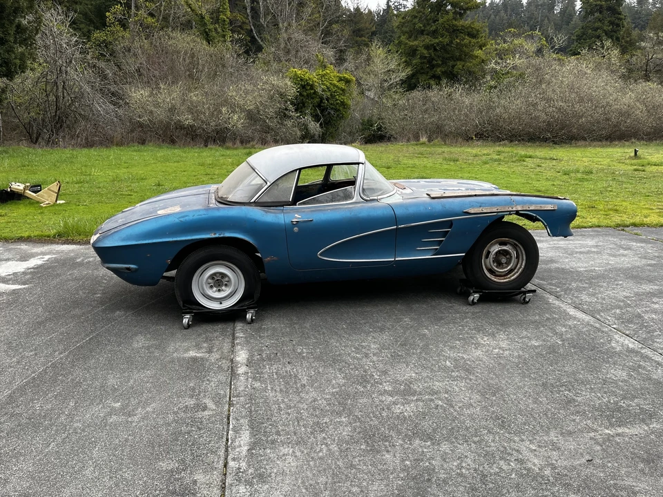 1961 Chevrolet Corvette C1 - Image 5 of 31