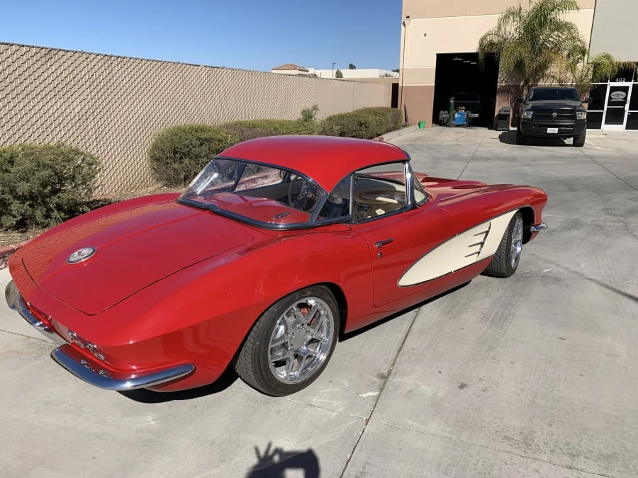 1961 Chevrolet Corvette C1 - Image 3 of 14