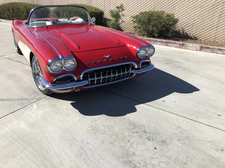1961 Chevrolet Corvette C1 - Image 12 of 14