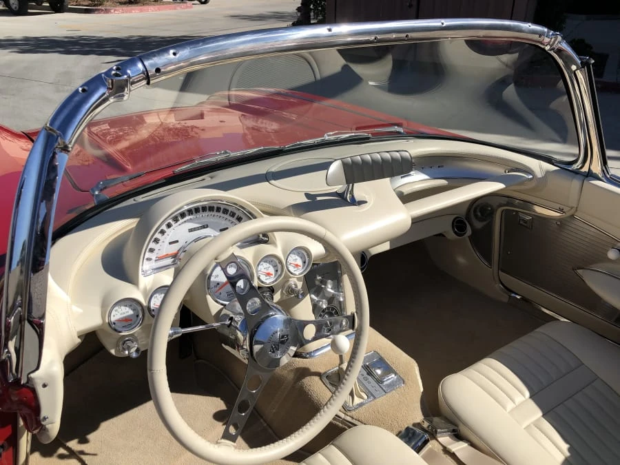 1961 Chevrolet Corvette C1 - Image 8 of 14