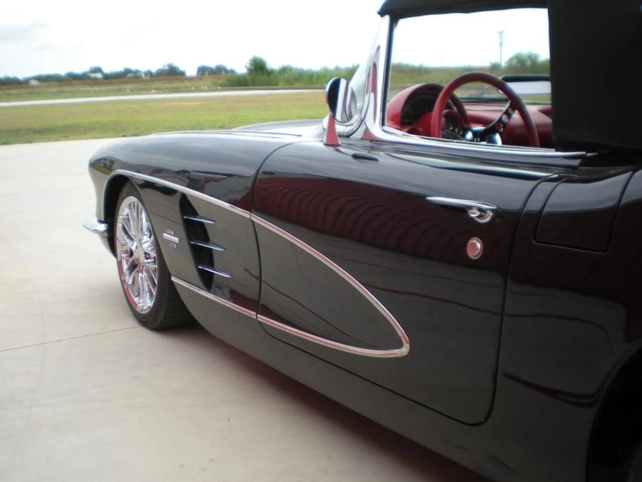 1961 Chevrolet Corvette C1 - Image 4 of 8
