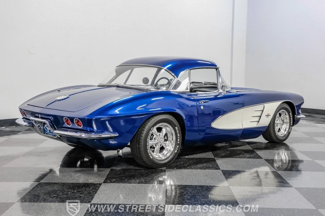1961 Chevrolet Corvette C1 - Image 12 of 12