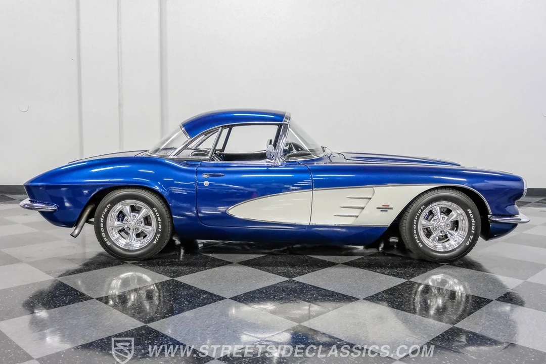 1961 Chevrolet Corvette C1 - Image 14 of 21