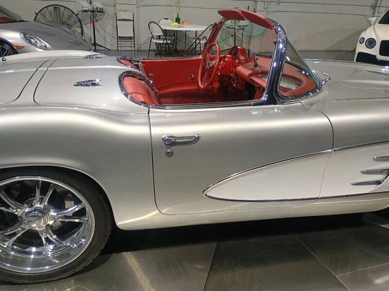 1961 Chevrolet Corvette C1 - Image 23 of 31