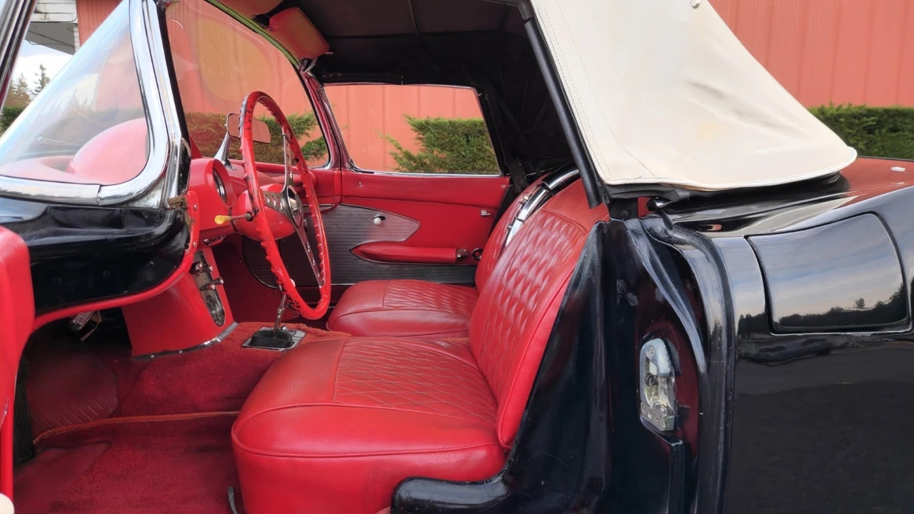 1961 Chevrolet Corvette C1 - Image 12 of 21