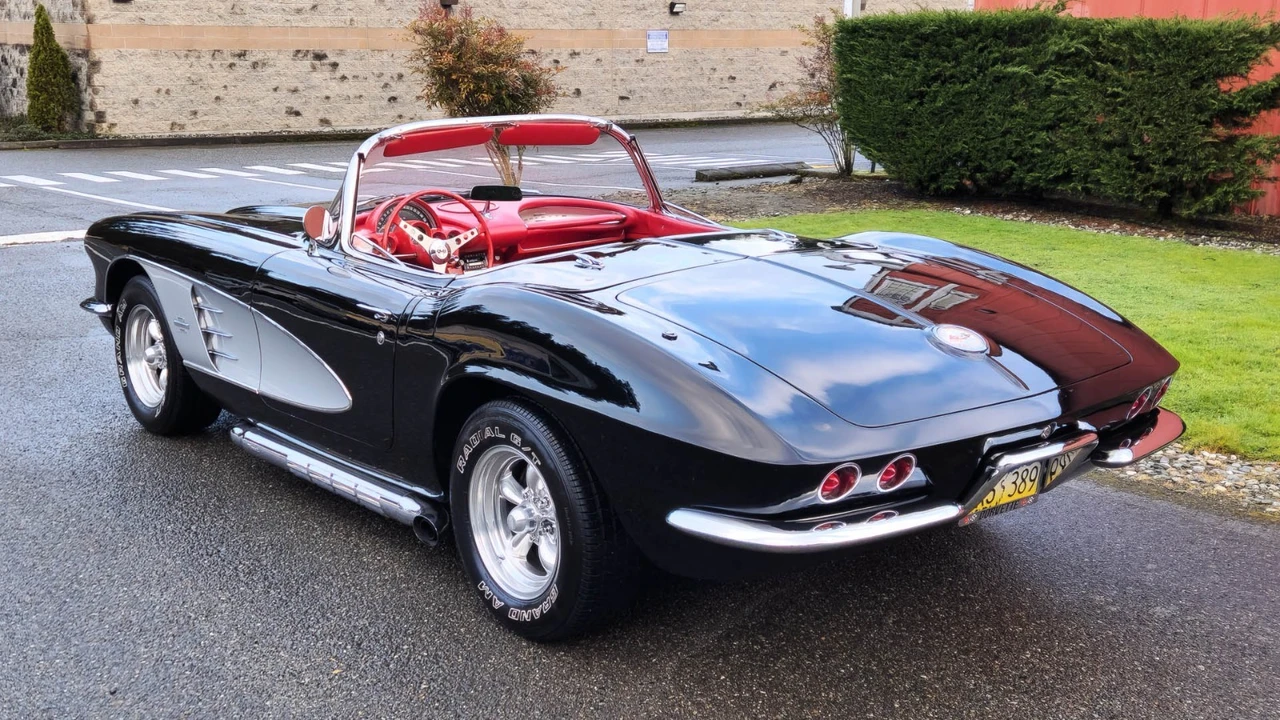 1961 Chevrolet Corvette C1 - Image 9 of 21