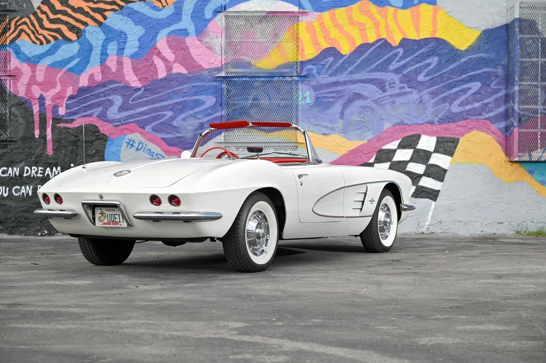 1961 Chevrolet Corvette C1 - Image 17 of 31