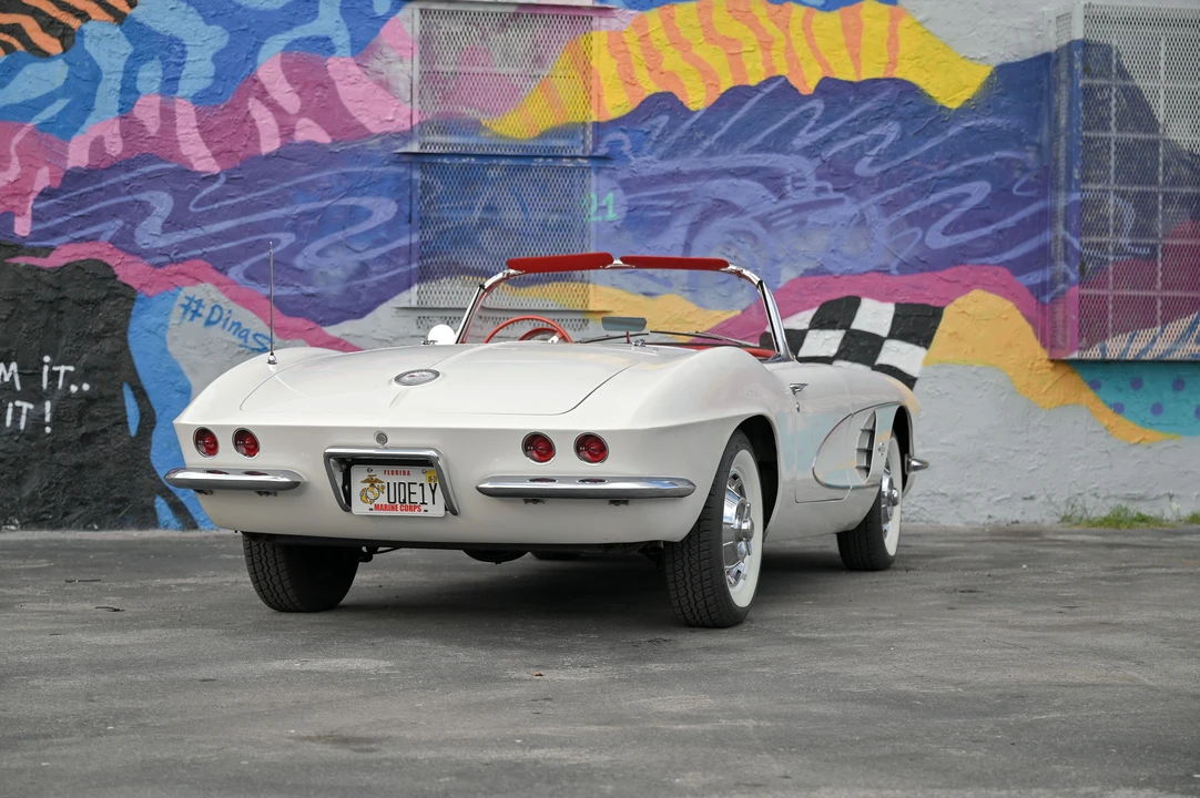 1961 Chevrolet Corvette C1 - Image 12 of 31
