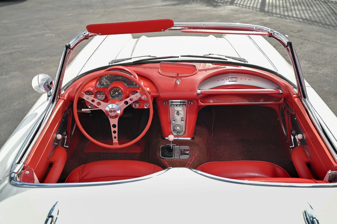 1961 Chevrolet Corvette C1 - Image 2 of 31