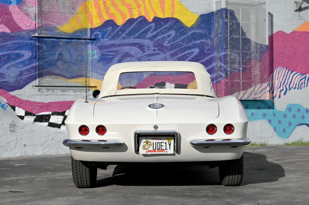 1961 Chevrolet Corvette C1 - Image 6 of 31