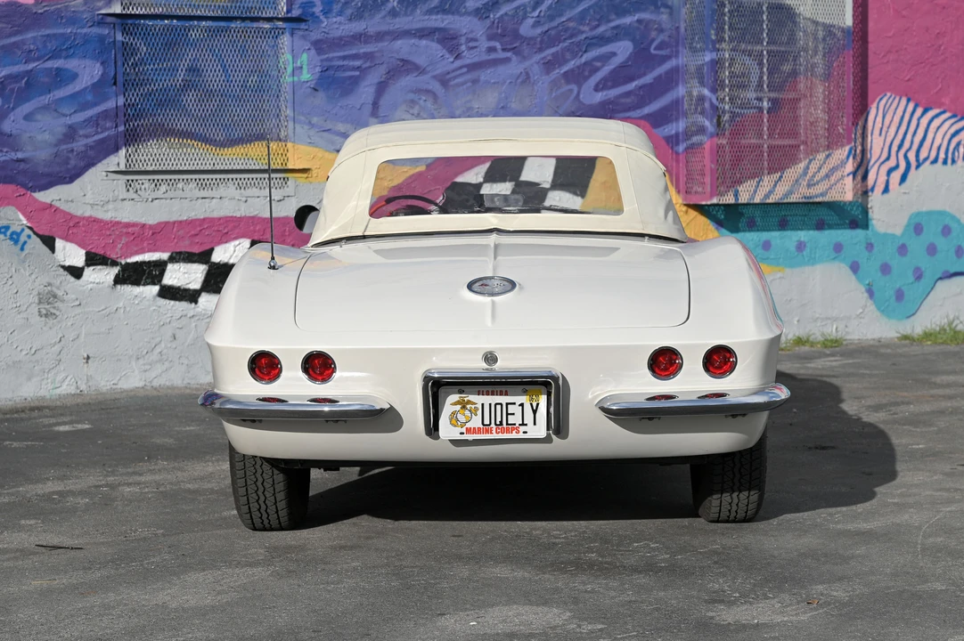 1961 Chevrolet Corvette C1 - Image 7 of 31