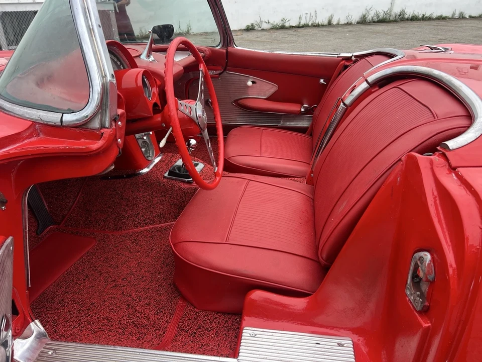 1961 Chevrolet Corvette C1 - Image 14 of 21