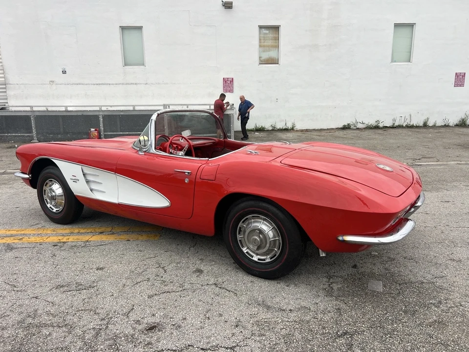 1961 Chevrolet Corvette C1 - Image 5 of 21