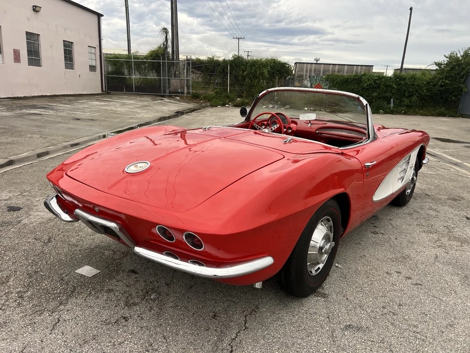 1961 Chevrolet Corvette C1 - Image 8 of 21