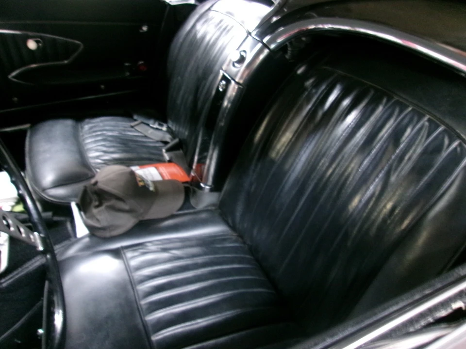 1961 Chevrolet Corvette C1 - Image 9 of 18