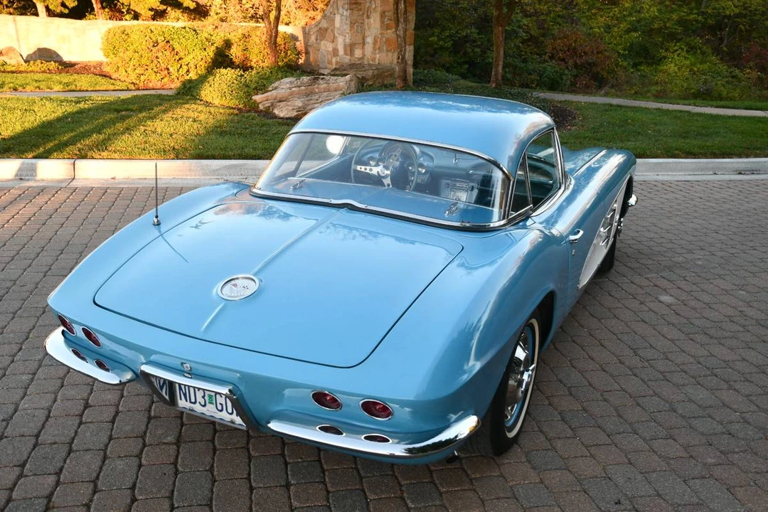 1961 Chevrolet Corvette C1 - Image 22 of 24