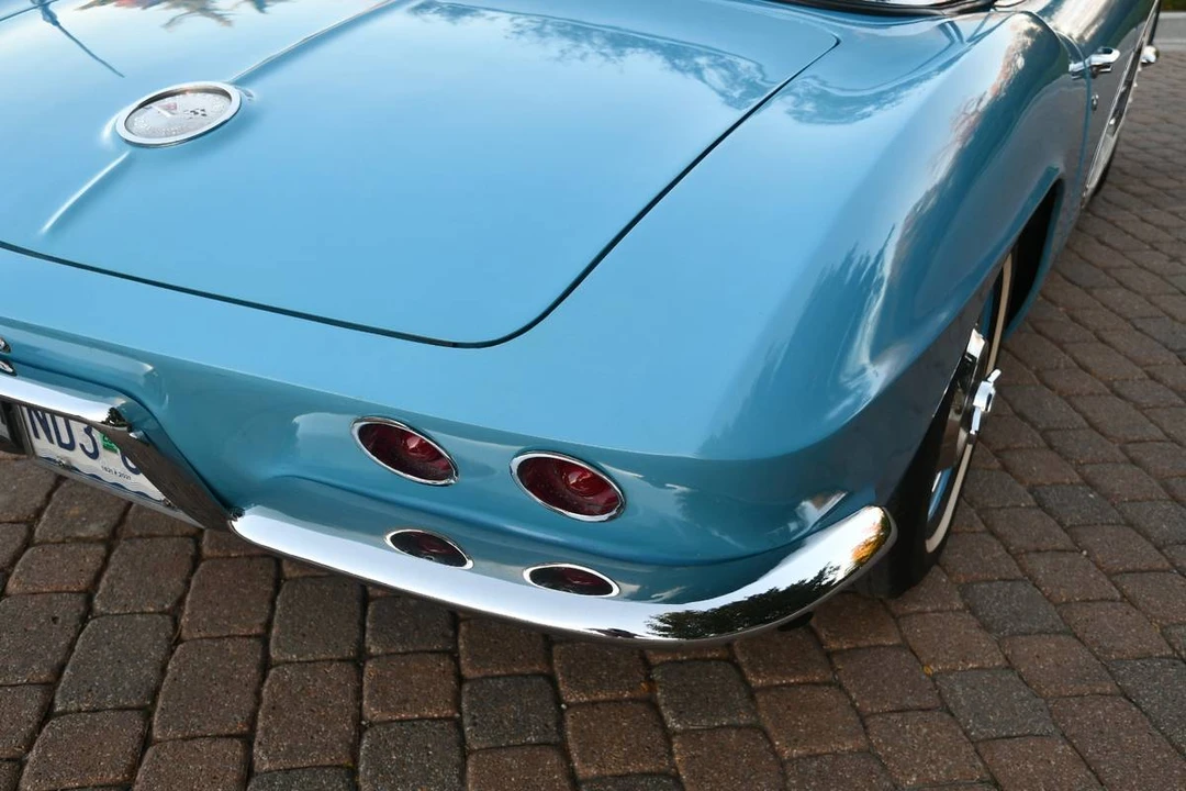 1961 Chevrolet Corvette C1 - Image 18 of 24
