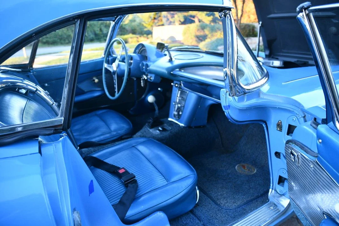 1961 Chevrolet Corvette C1 - Image 12 of 24