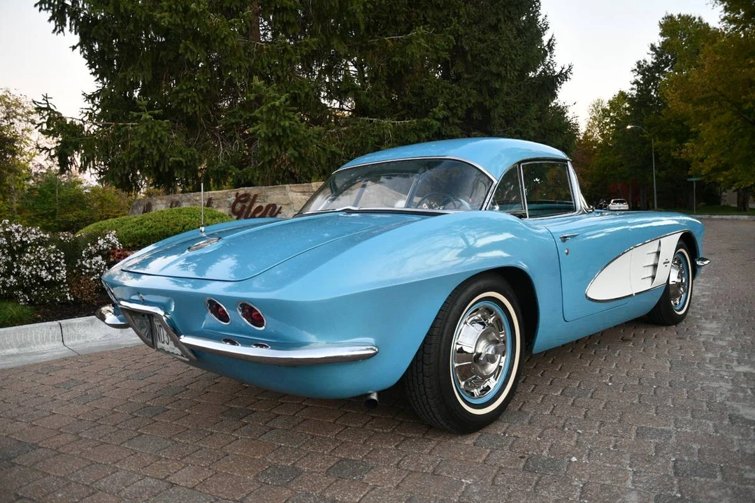 1961 Chevrolet Corvette C1 - Image 4 of 24