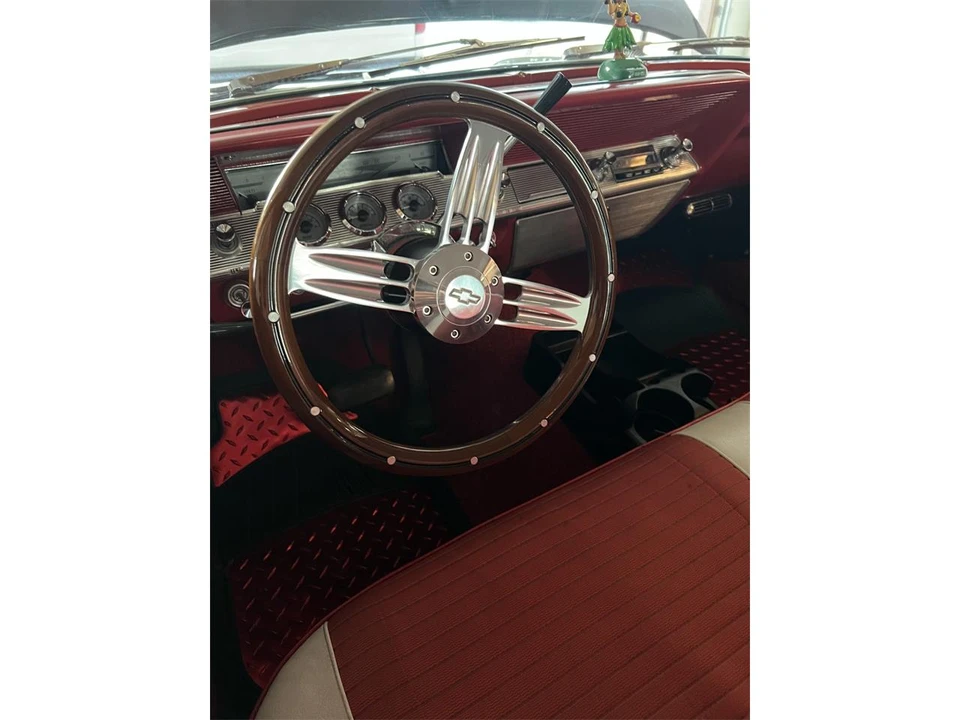 1961 Chevrolet Impala 3rd Gen - Image 5 of 10