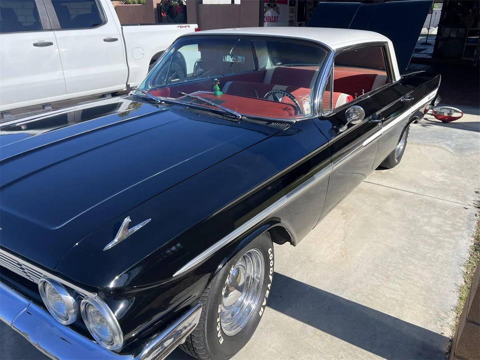 1961 Chevrolet Impala 3rd Gen - Image 2 of 10