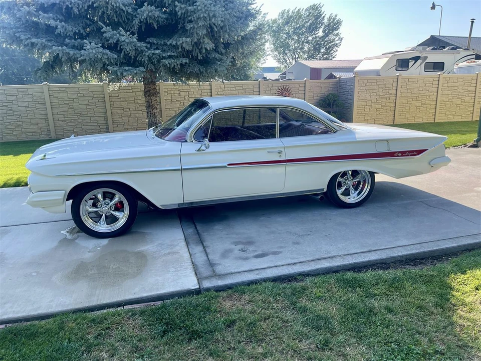 1961 Chevrolet Impala 3rd Gen - Image 10 of 31