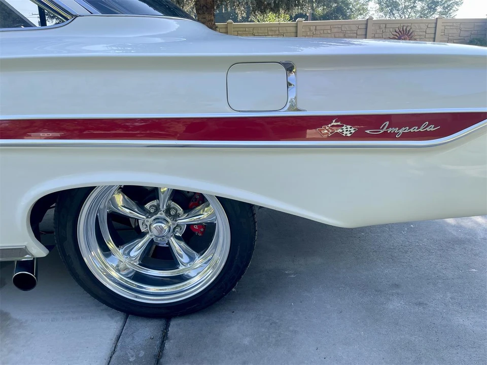 1961 Chevrolet Impala 3rd Gen - Image 17 of 31
