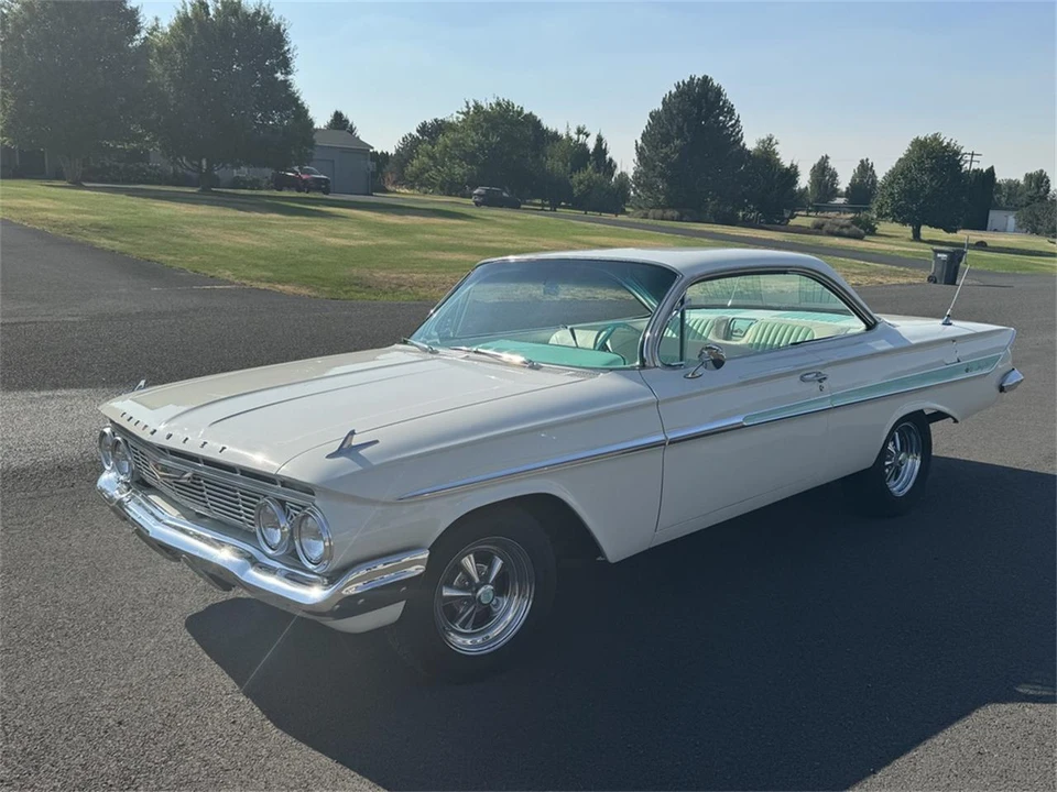 1961 Chevrolet Impala 3rd Gen - Image 2 of 27