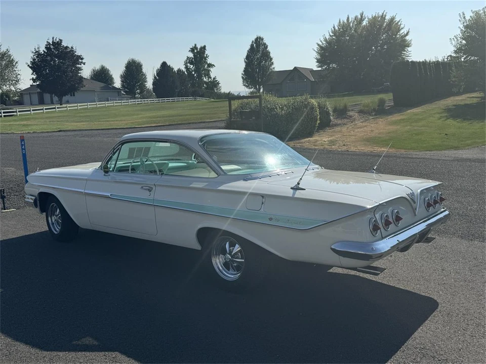 1961 Chevrolet Impala 3rd Gen - Image 4 of 27