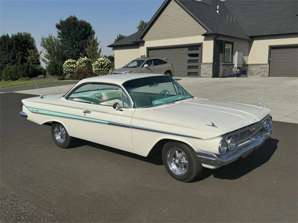 1961 Chevrolet Impala 3rd Gen - Image 8 of 27