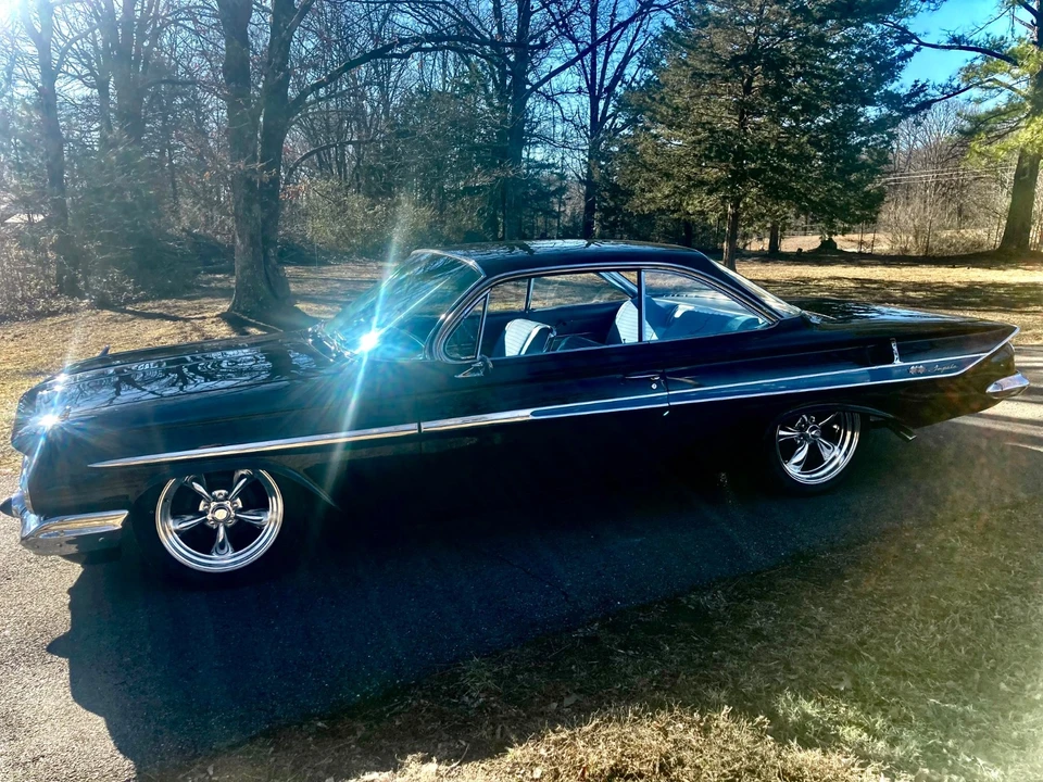 1961 Chevrolet Impala 3rd Gen - Image 25 of 31