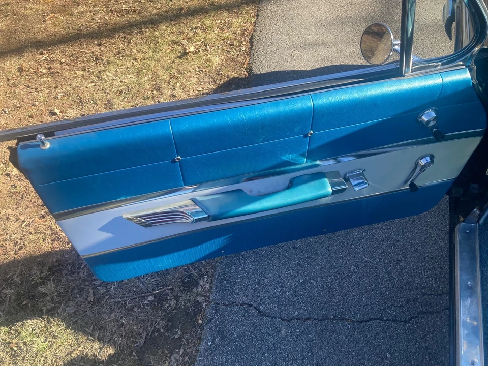 1961 Chevrolet Impala 3rd Gen - Image 16 of 31