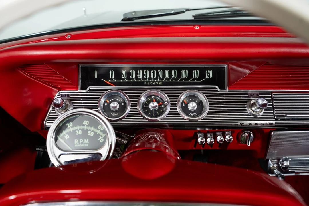 1961 Chevrolet Impala 3rd Gen - Image 29 of 31