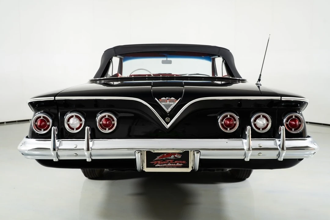 1961 Chevrolet Impala 3rd Gen - Image 11 of 31