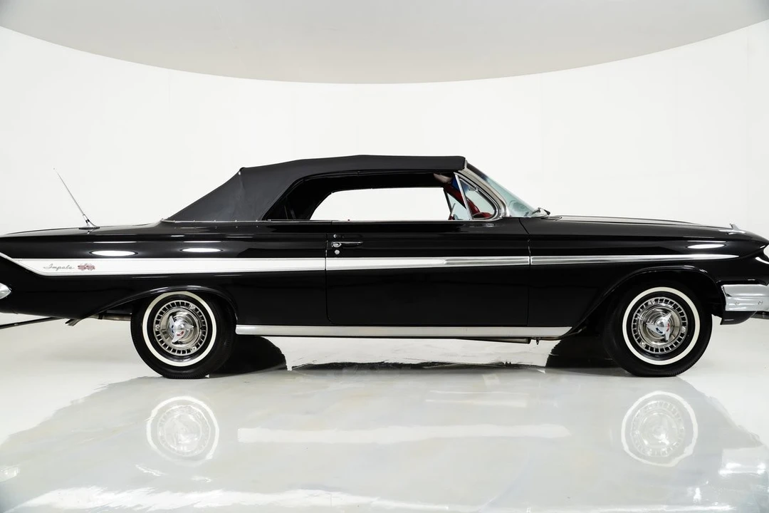 1961 Chevrolet Impala 3rd Gen - Image 15 of 31