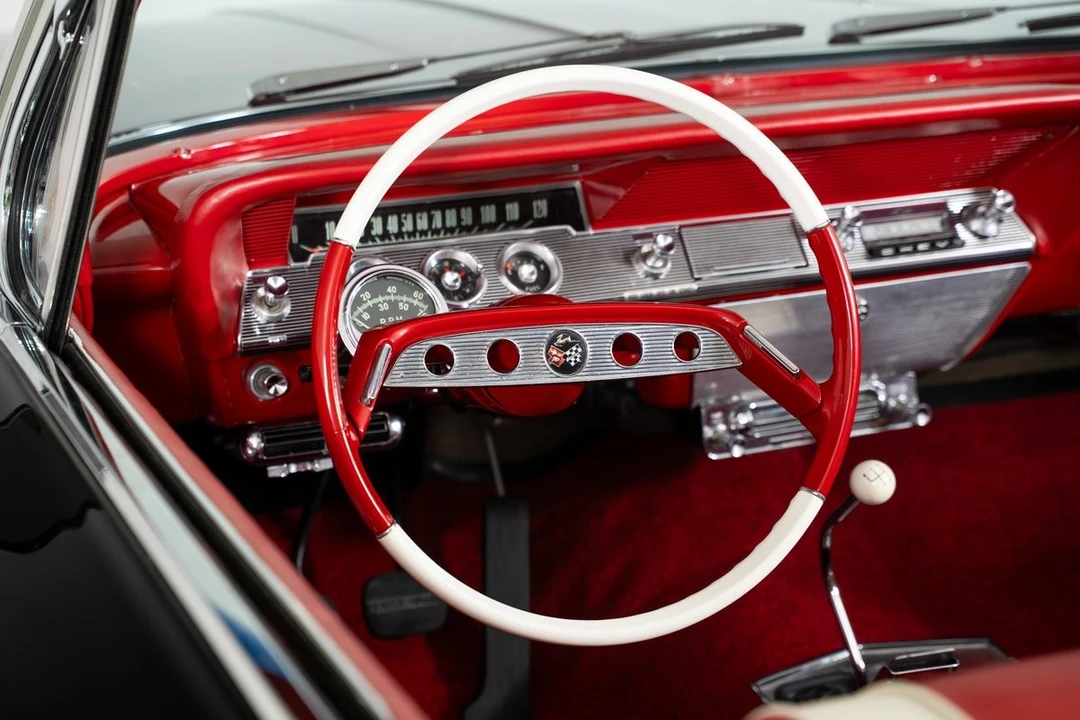 1961 Chevrolet Impala 3rd Gen - Image 25 of 31