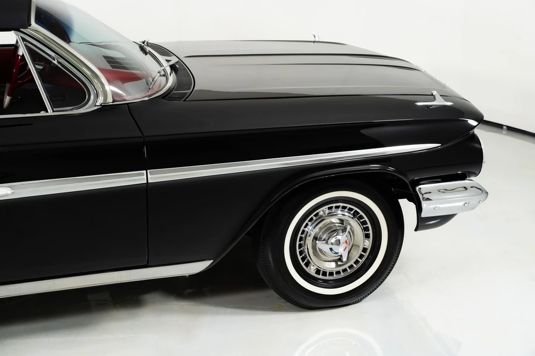 1961 Chevrolet Impala 3rd Gen - Image 17 of 31