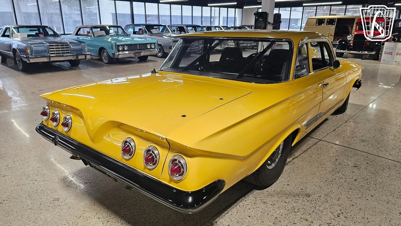 1961 Chevrolet Impala 3rd Gen - Image 11 of 12