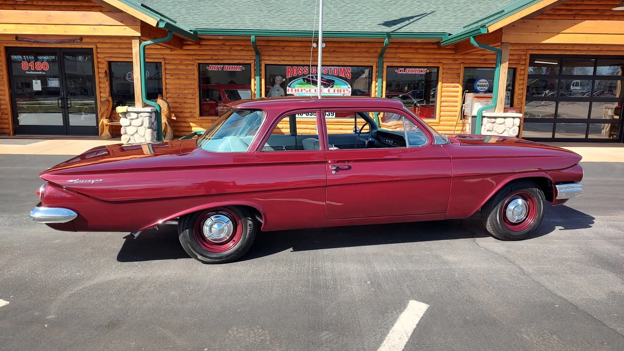1961 Chevrolet Impala 3rd Gen - Image 26 of 31