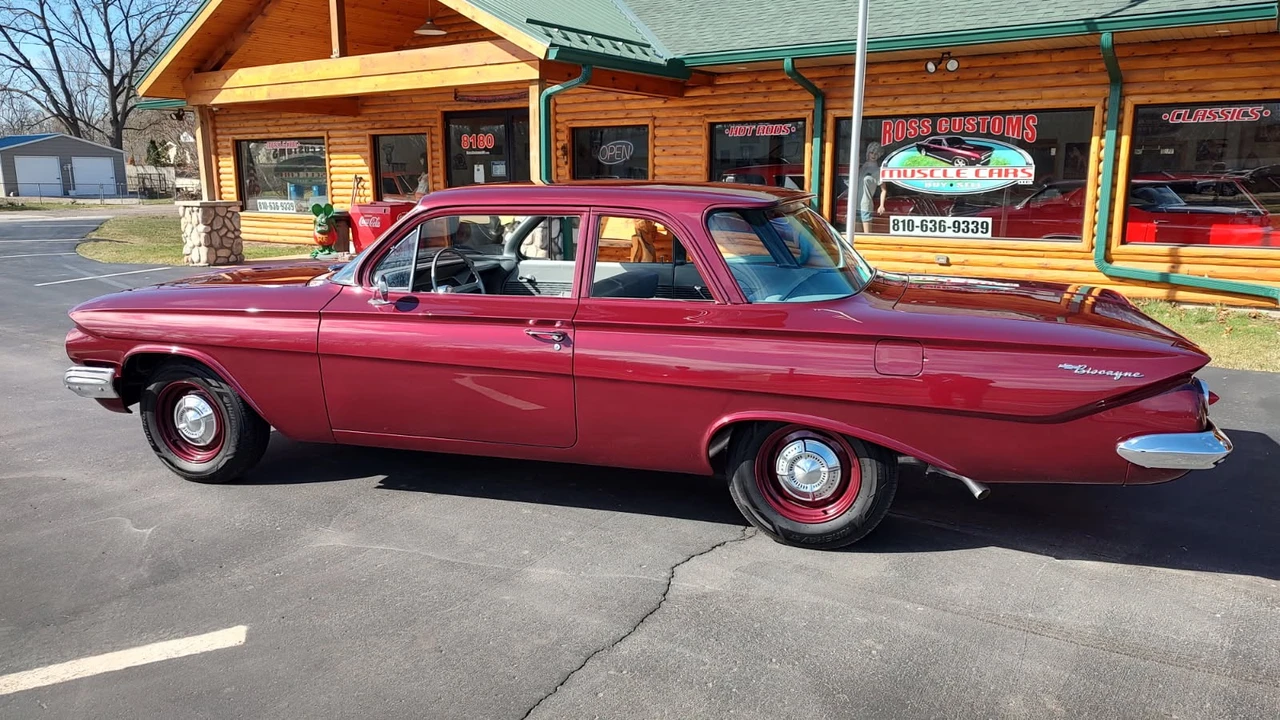 1961 Chevrolet Impala 3rd Gen - Image 13 of 31