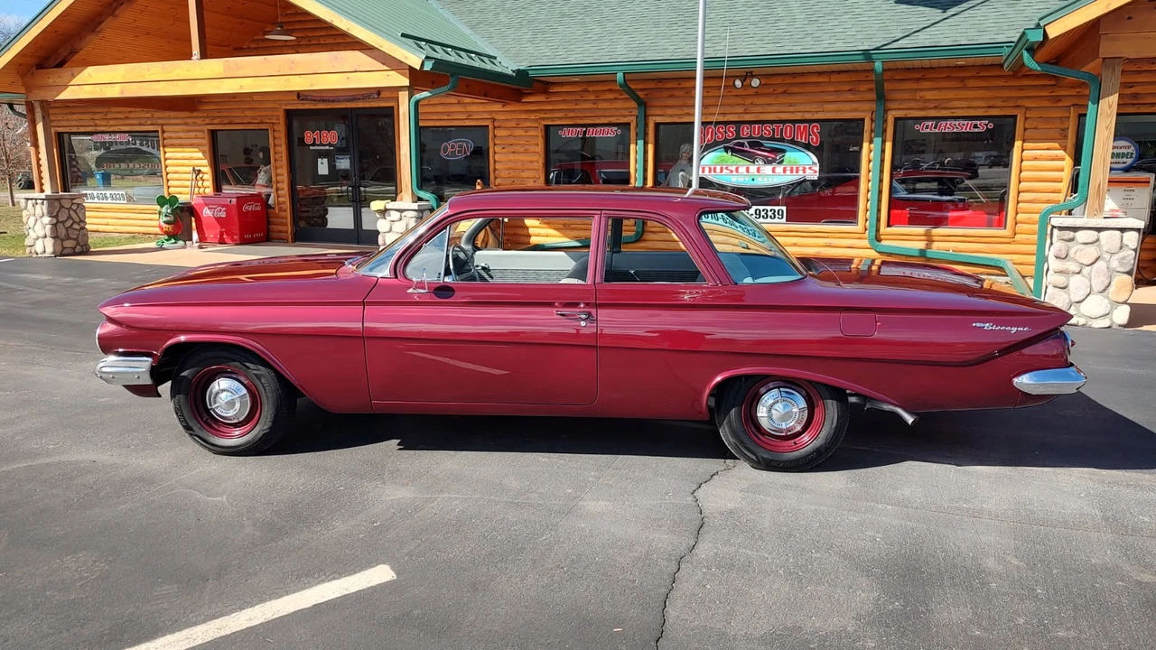 1961 Chevrolet Impala 3rd Gen - Image 11 of 31