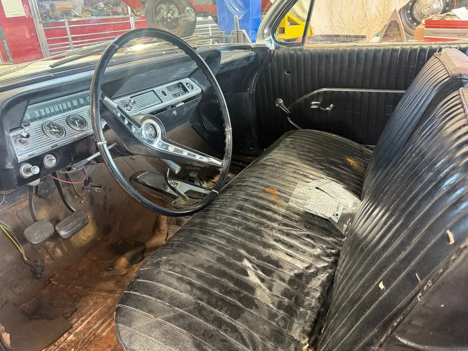 1961 Chevrolet Impala 2nd Gen - Image 16 of 21