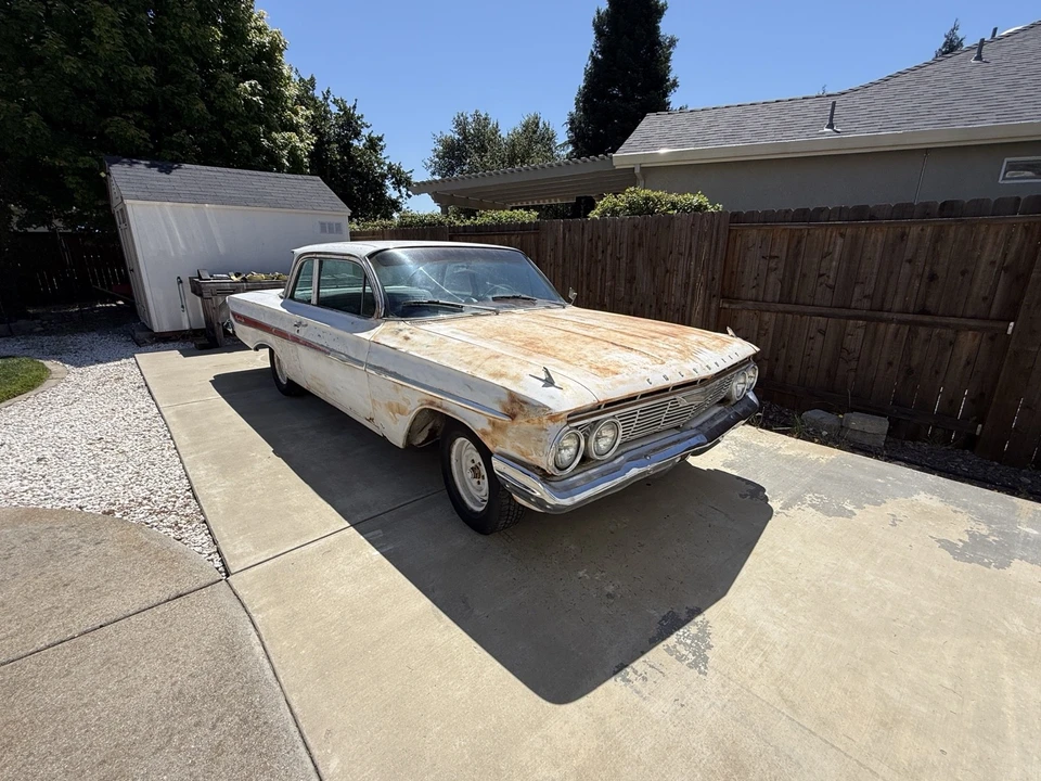1961 Chevrolet Impala 3rd Gen - Image 9 of 31