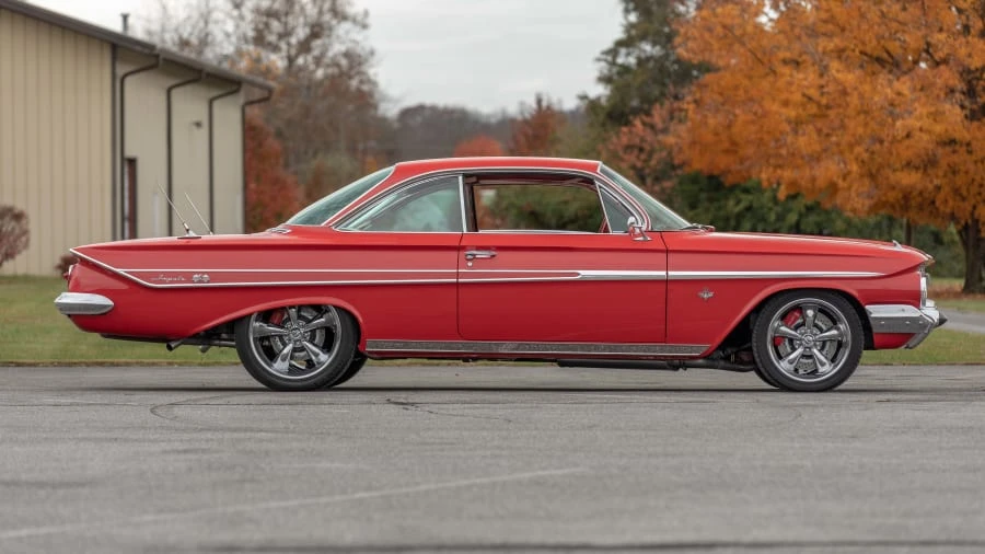 1961 Chevrolet Impala 3rd Gen - Image 2 of 31